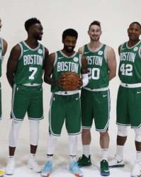  杰伦布朗高效得分波士顿凯尔特人击败布鲁克林篮网