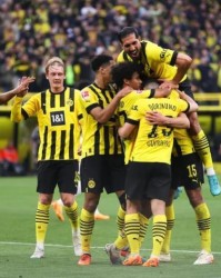  沃尔夫斯堡中场核心爆发助力德甲争四大战