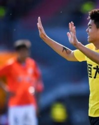  佛罗伦萨队长红牌罚下,少一人作战惨遭绝杀  