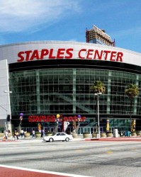  布朗森超神发挥独行侠射落太阳创造冷门奇迹