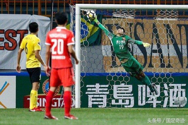  沃尔夫斯堡中场掌控全局，精妙调度主宰比赛节奏